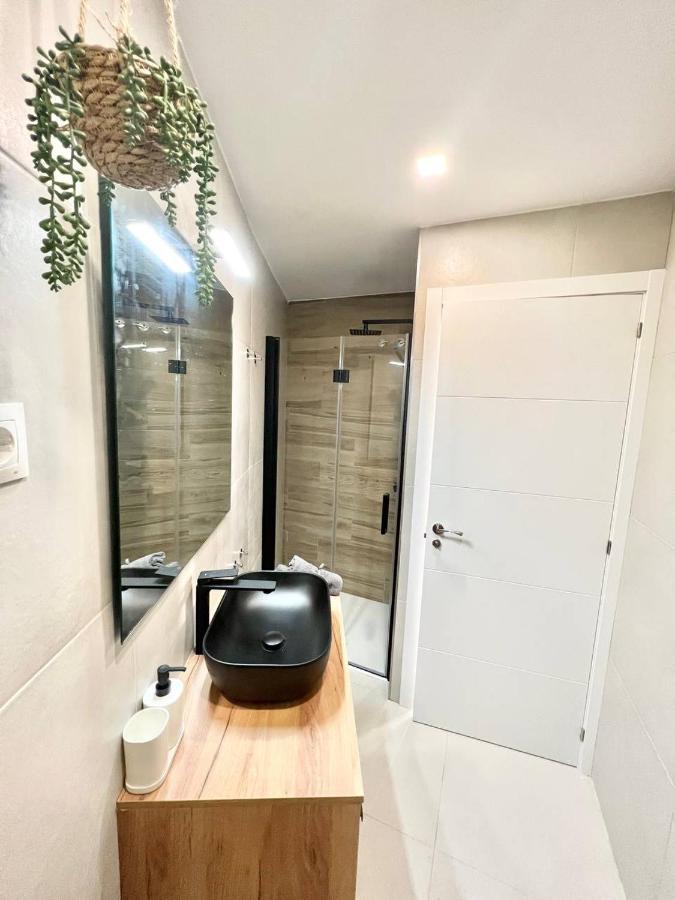 Erisa Ib Carihuela - Torremolinos Daire Dış mekan fotoğraf