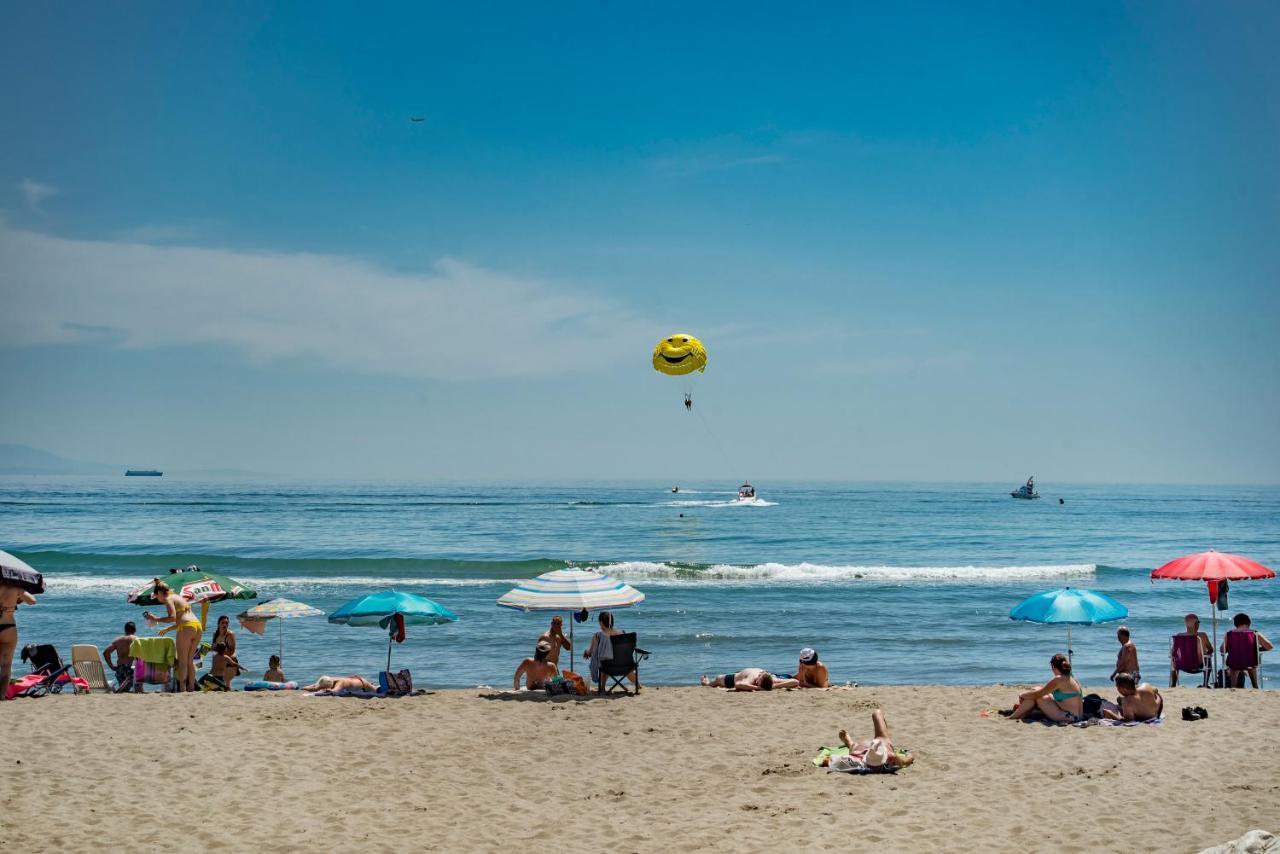 Erisa Ib Carihuela - Torremolinos Daire Dış mekan fotoğraf